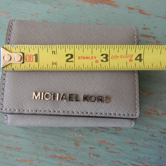 MICHAEL KORS GRAY SAFFIANO LEATHER SMALL COMPACT TRIFOLD WALLET - Picture 3 of 7